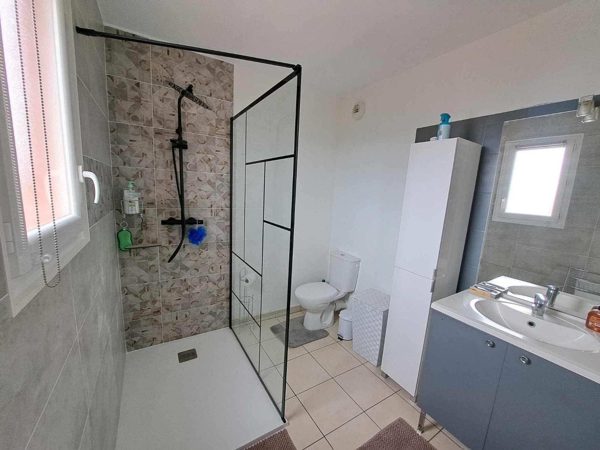 Logement Entier, Calme, Hyper Equipe Сан-Лорон-дьо-ла-Салонк Екстериор снимка