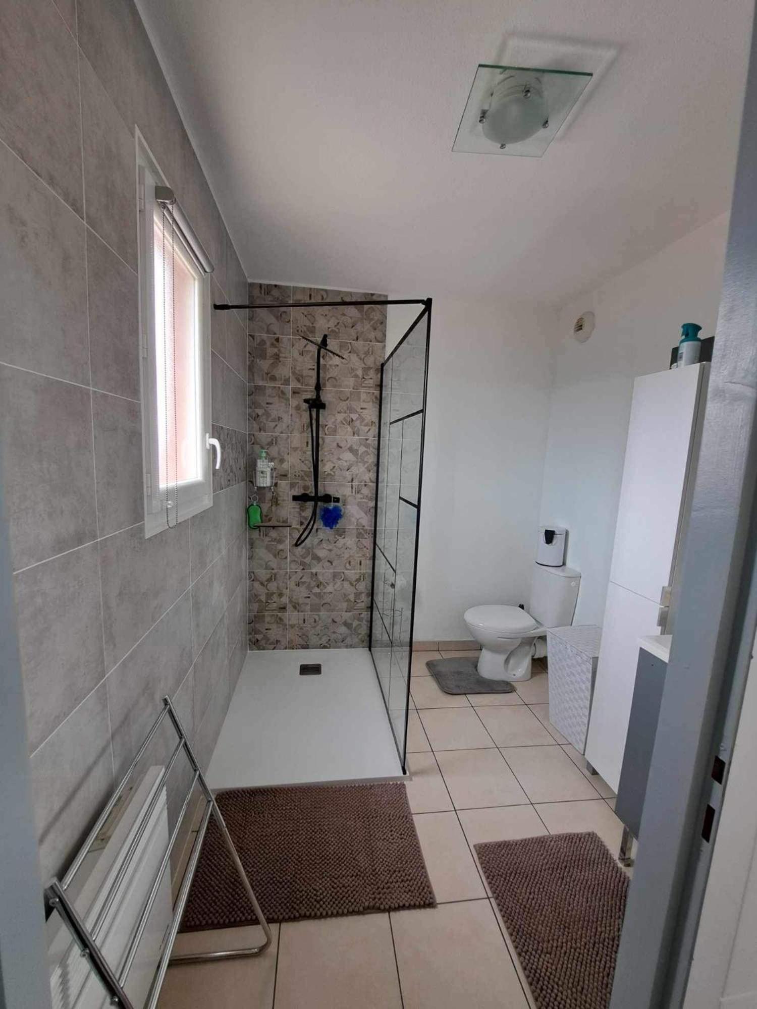 Logement Entier, Calme, Hyper Equipe Сан-Лорон-дьо-ла-Салонк Екстериор снимка